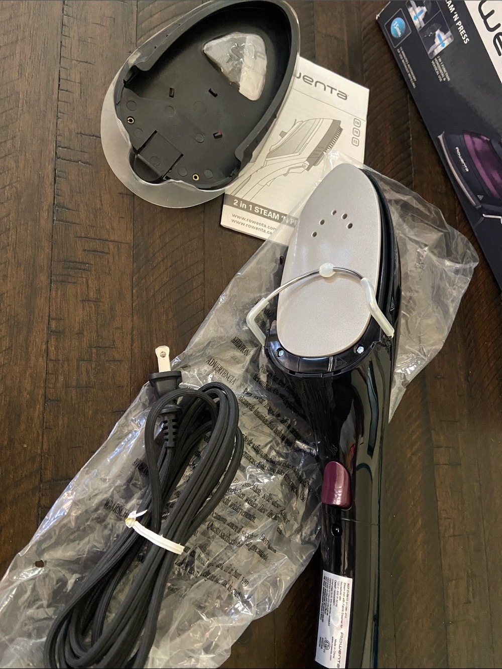 Rowenta “All in One” Iron & Steamer. 2-in-1 Handheld Steam ‘N Press. New in box - Picture 12 of 15
